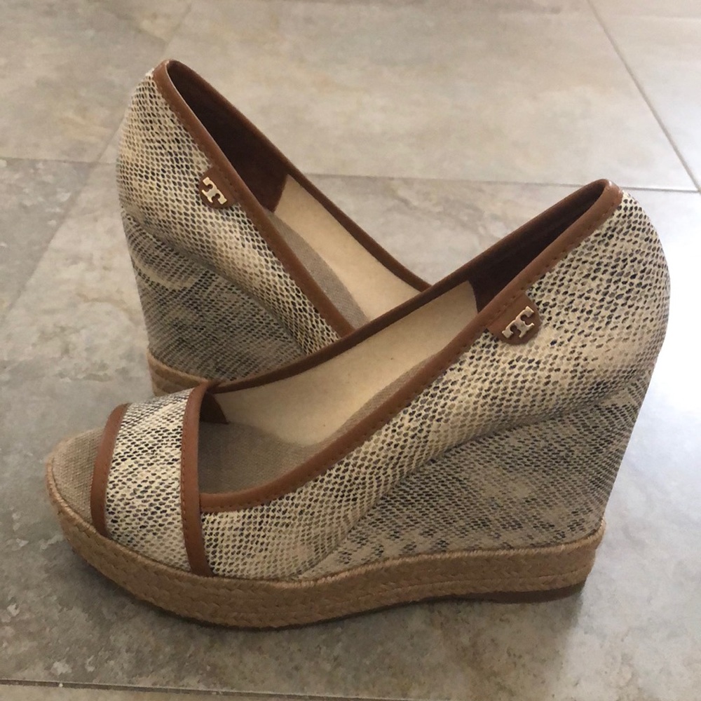 TORY BURCH WEDGES